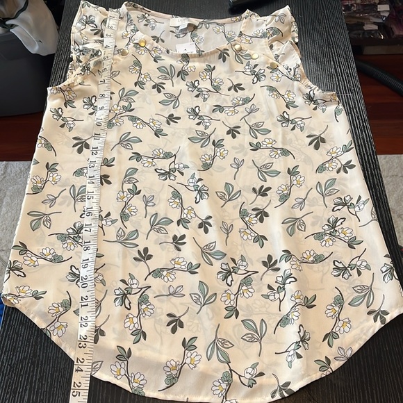 NWT LOFT floral masks motif blouse - Picture 6 of 6